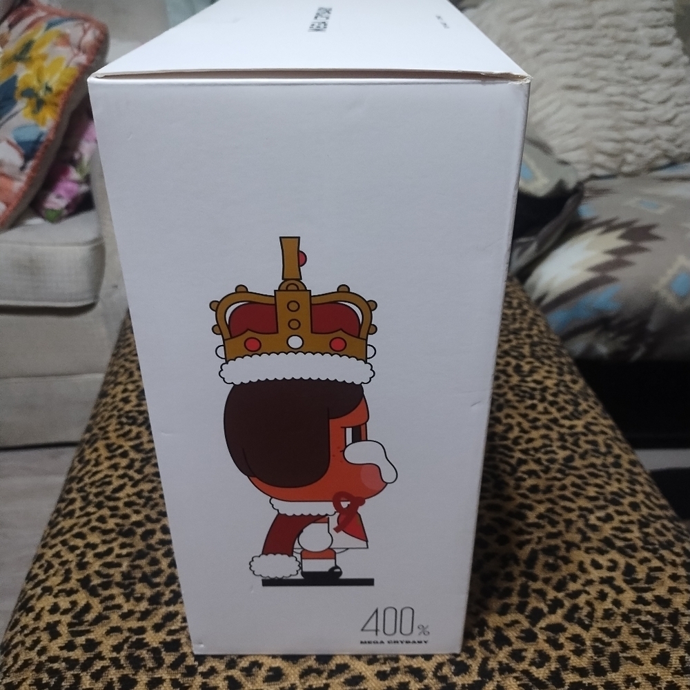 SOLD- Pop Mart- Mega Crybaby 400%- Queen Of Broken Heart - Picture 9 of 9